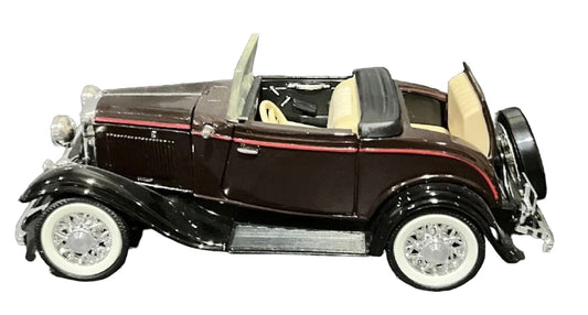 1932 Ford 3-Window Coupe SS7723 Convertible 1:24 Scale Die-cast Model Car
