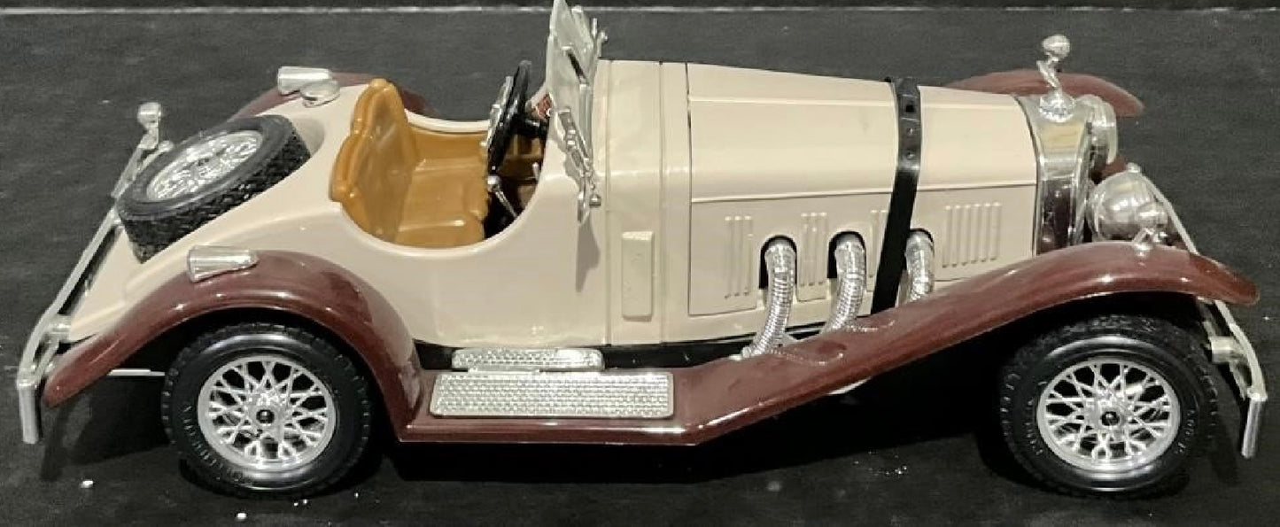 Burago Mercedes SSK 1:24 Scale Die-cast Metal Model Car Made in Italy