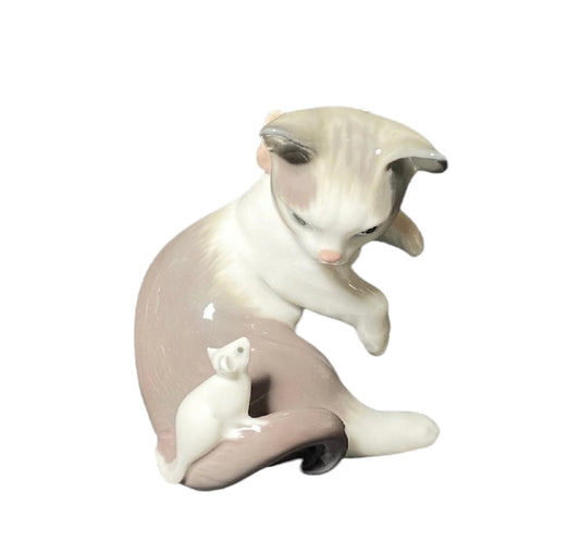 Vintage Lladro Cat & Mouse Gatito Pasmado Porcelain Figurine