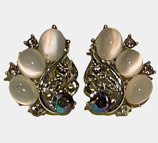 Lisner Metal Jeweled Clip On Earrings